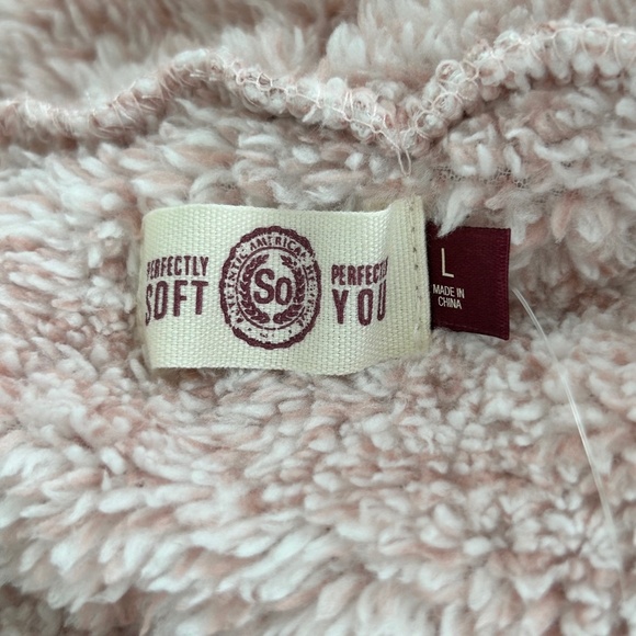 SO Pink Sherpa Fleece Funnel Neck Pullover Top - Picture 15 of 16